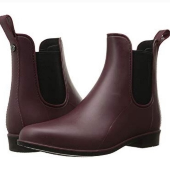 Sam Edelman Tinsley Burgundy Ankle Rain Boot - Picture 1 of 6